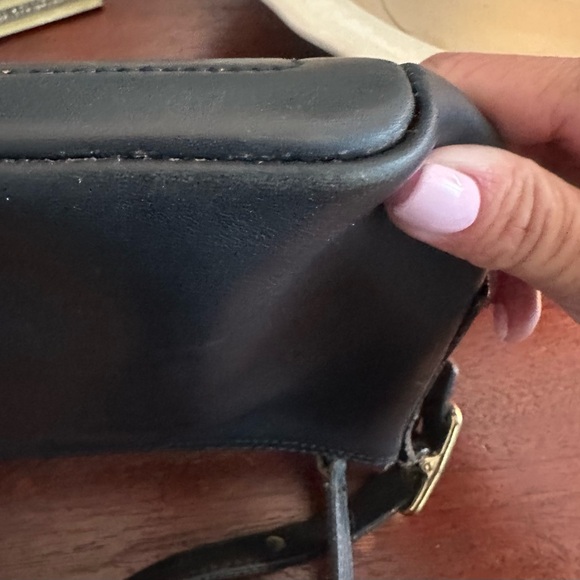 Authentic Coach Black Leather Handbag with Gold Accents - Picture 7 of 10